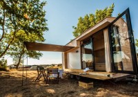 Designer cria mini-casa móvel para viagens de férias
